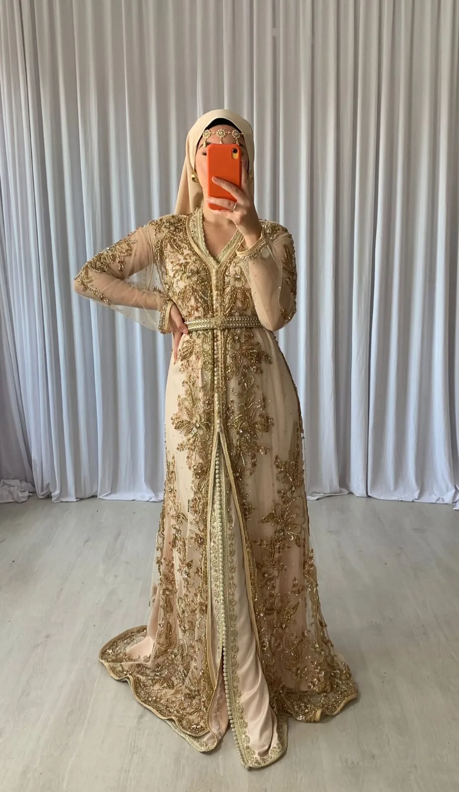 397498117_1517537409072155_5824699482282910661_n.heic Robe Takchita