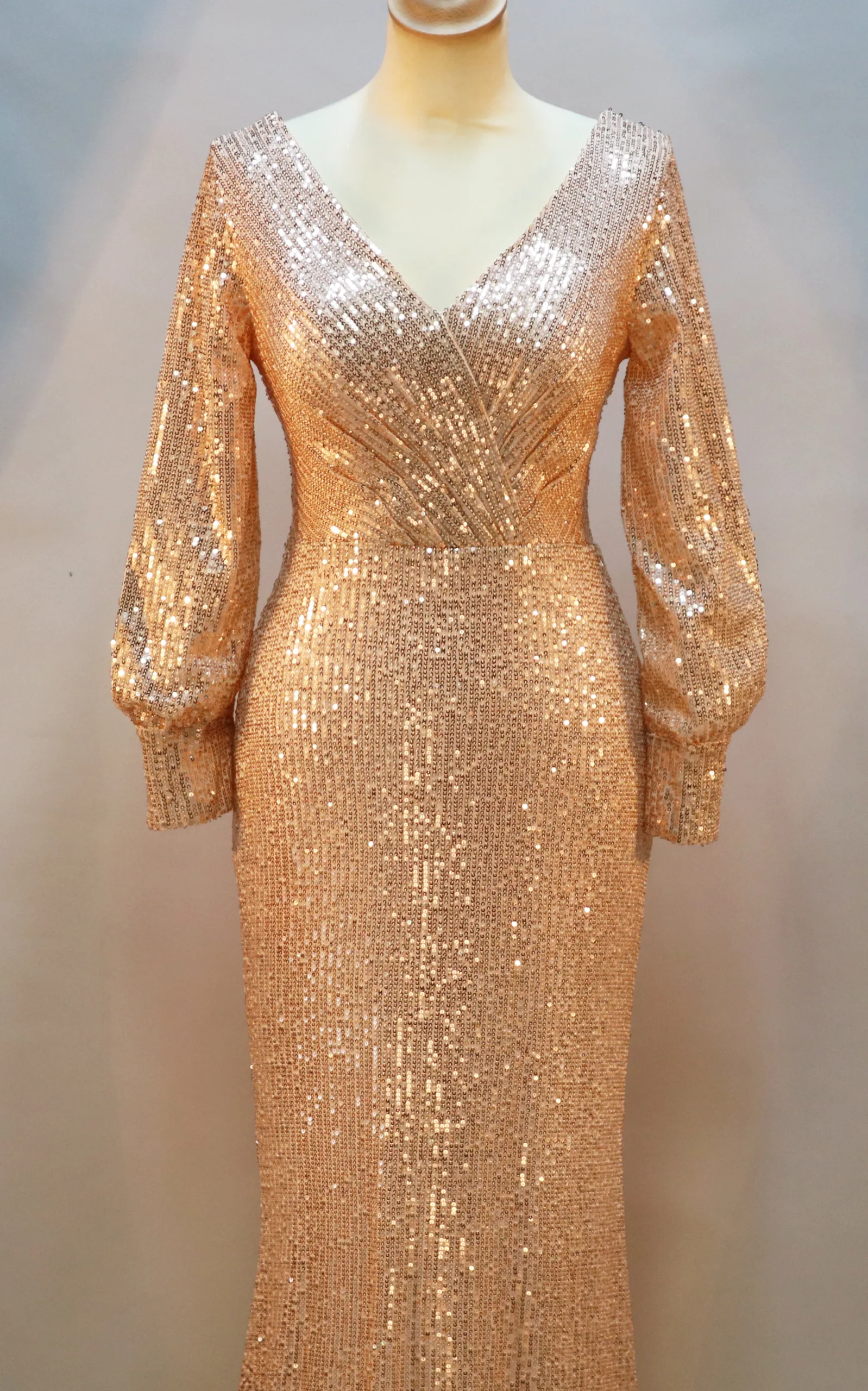 robe de soirée manches longues royaume cristal