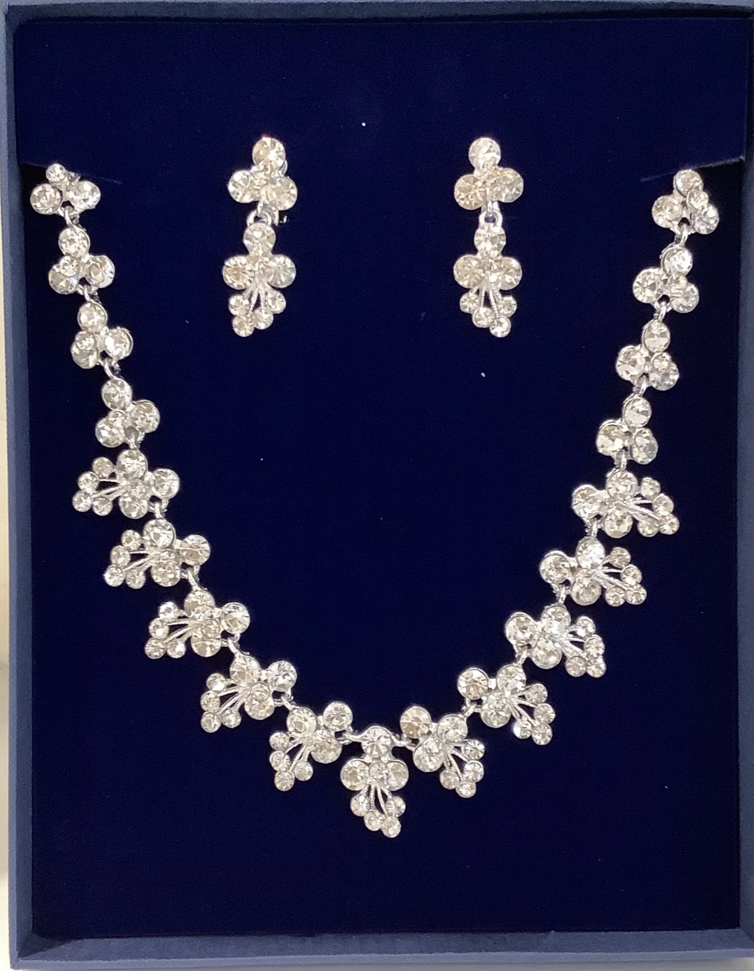 Parure de bijoux en diamants – Élégance intemporelle et éclat précieux – Image 9