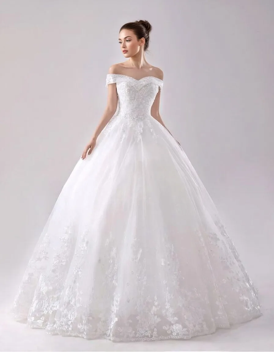 robe de mariée en col bateau, finitions en dentelle