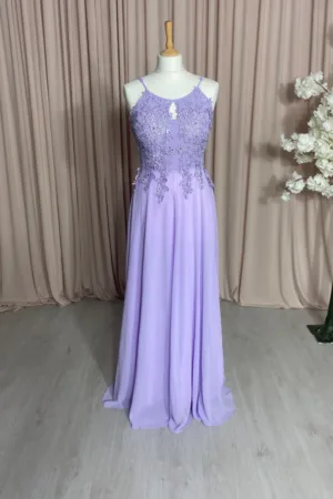 Robe cocktail longue pastel et dentelles