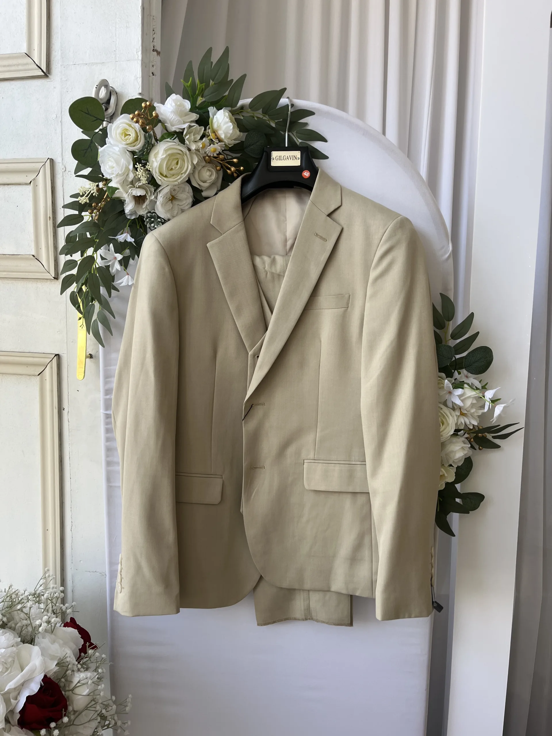 costume homme beige 3 pièces